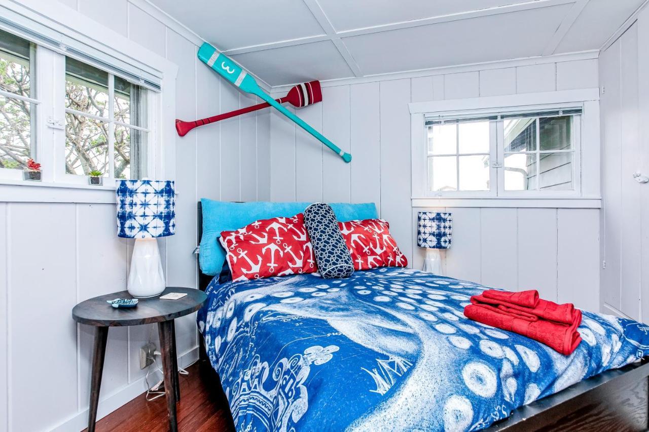 Spyglass Beach House Freeland Екстер'єр фото