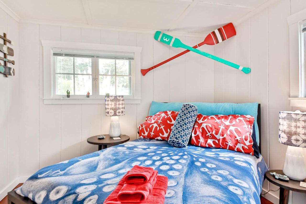 Spyglass Beach House Freeland Екстер'єр фото